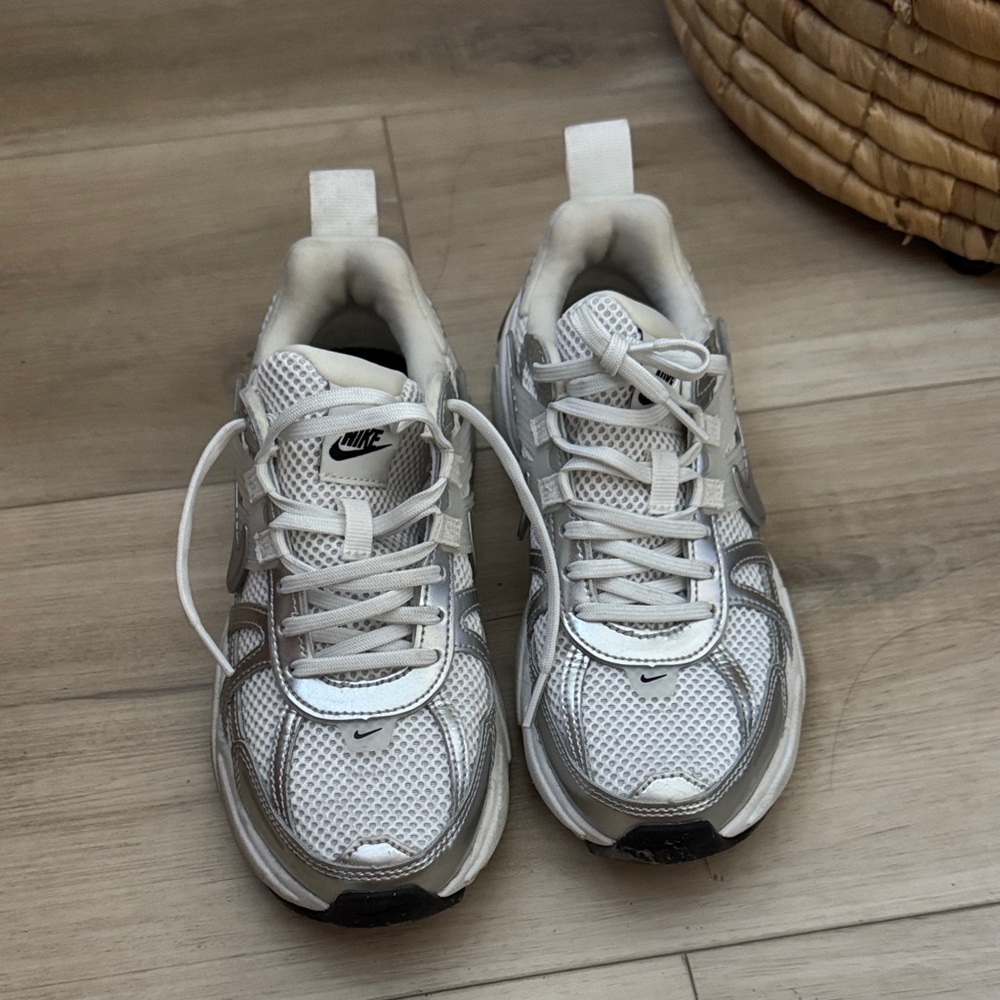 Nike Women’s White and Silver Running Sneakers